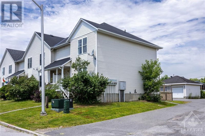 19 JOHNSTON Street  Carleton Place, K7C4R7 | Image 2