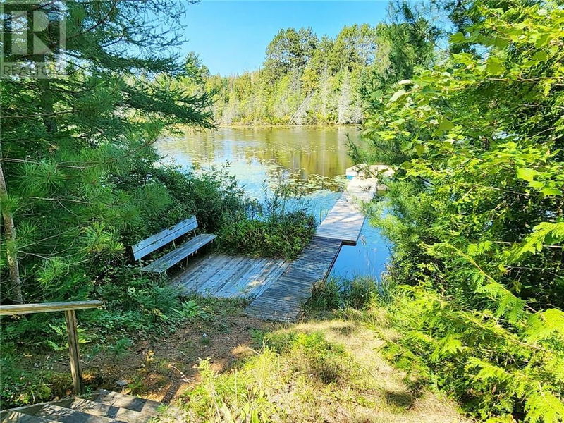 111 SUNCREST Lane  Barry's Bay, K0J1B0 | Image 6