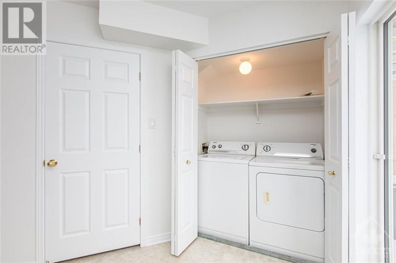 248 GERSHWIN Private  Ottawa, K2H1G5 | Image 9