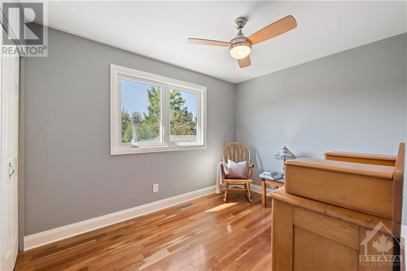 10 RIVERBROOK Road  Ottawa, K2H7W6 | Image 24