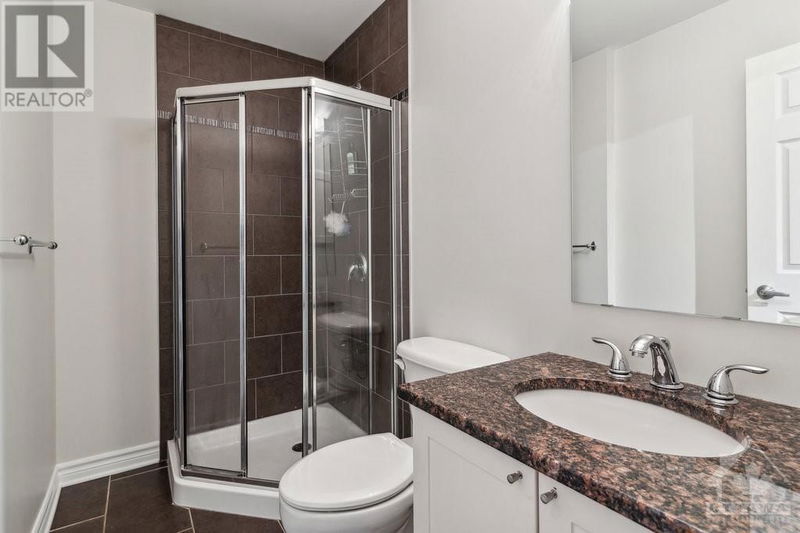 107 CHARISMA Private  Ottawa, K1R1C9 | Image 6