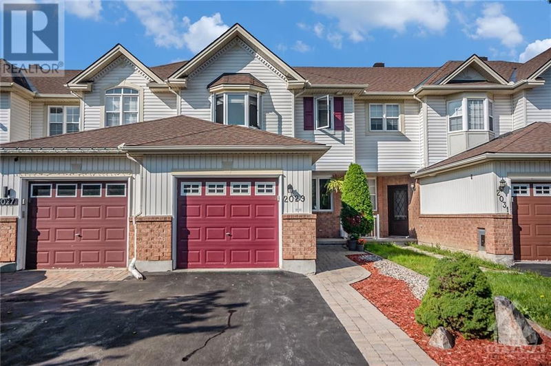 2029 BREEZEWOOD Street  Ottawa, K4A4S3 | Image 2