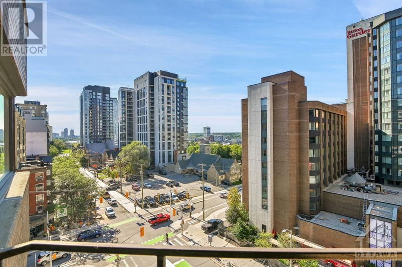  808 - 151 BAY Street  Ottawa, K1R7T2 | Image 23