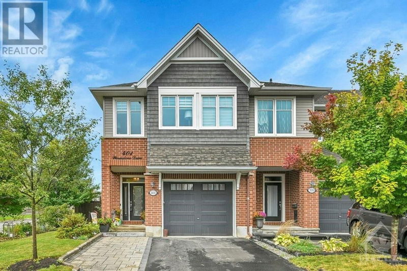 401 WARMSTONE Drive  Stittsville, K2S1B9 | Image 1