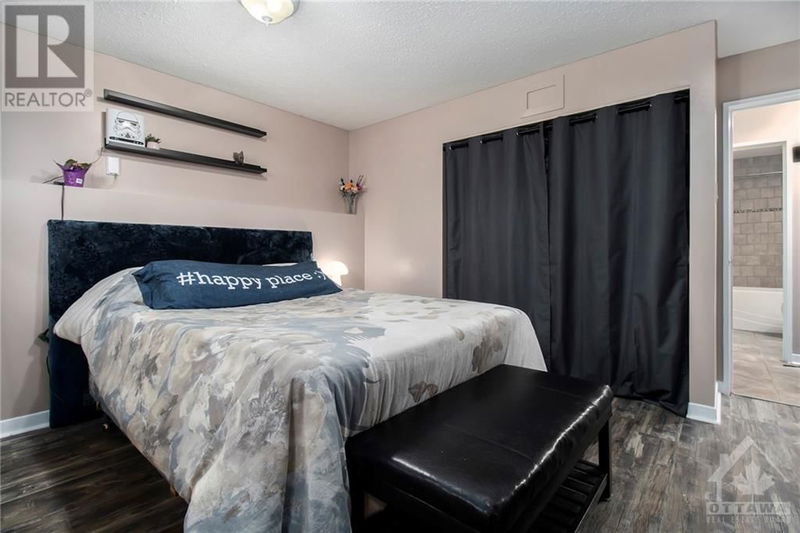 167 BANNING Road  Ottawa, K2L1C5 | Image 22