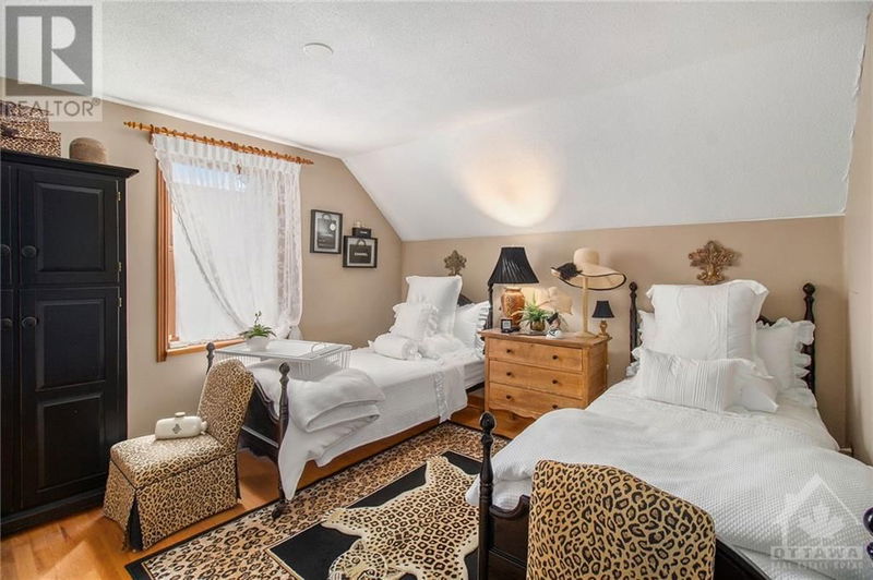 570 DE LA BAIE Road  Rockland, K4K1K9 | Image 14