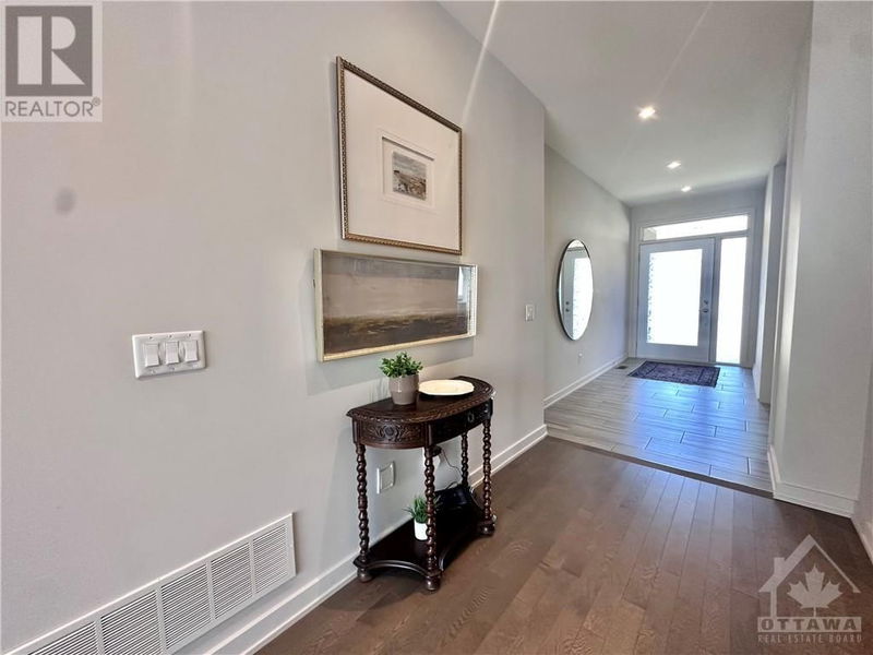 298 LONGWORTH Avenue  Ottawa, K1T0T8 | Image 3