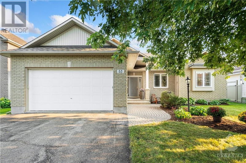 53 CINNABAR Way  Ottawa, K2S1Y7 | Image 1