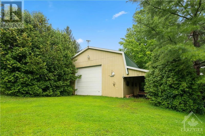 1200 HYNDMAN Road  Spencerville, K0E1X0 | Image 2