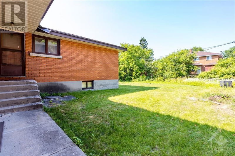 648 PARKVIEW Road  Ottawa, K1Z6E5 | Image 10