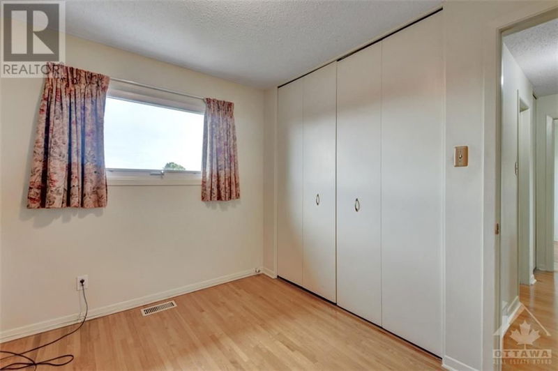 30 TIVERTON Drive  Ottawa, K2E6L7 | Image 17