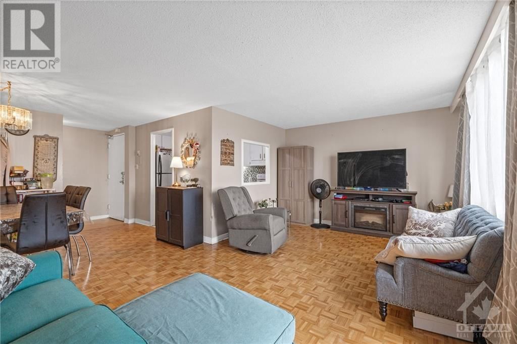 3100 CARLING AVENUE UNIT#811 Image 6