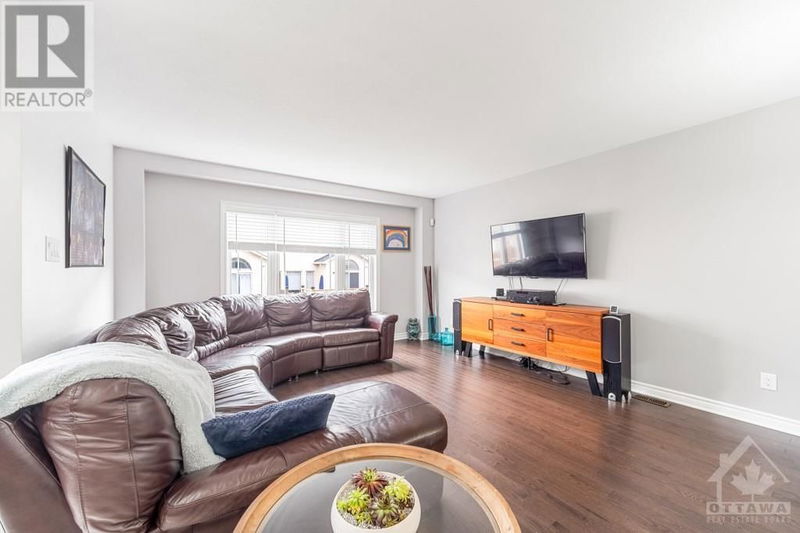 582 PIN ROUGE Way  Ottawa, K1W0C4 | Image 6