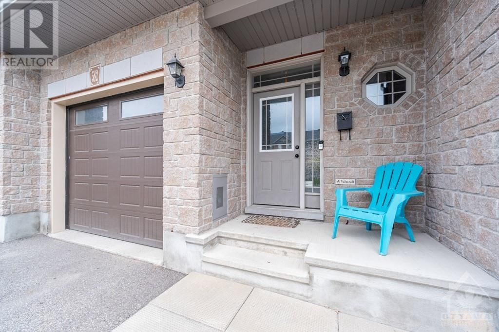 582 PIN ROUGE WAY Image 3