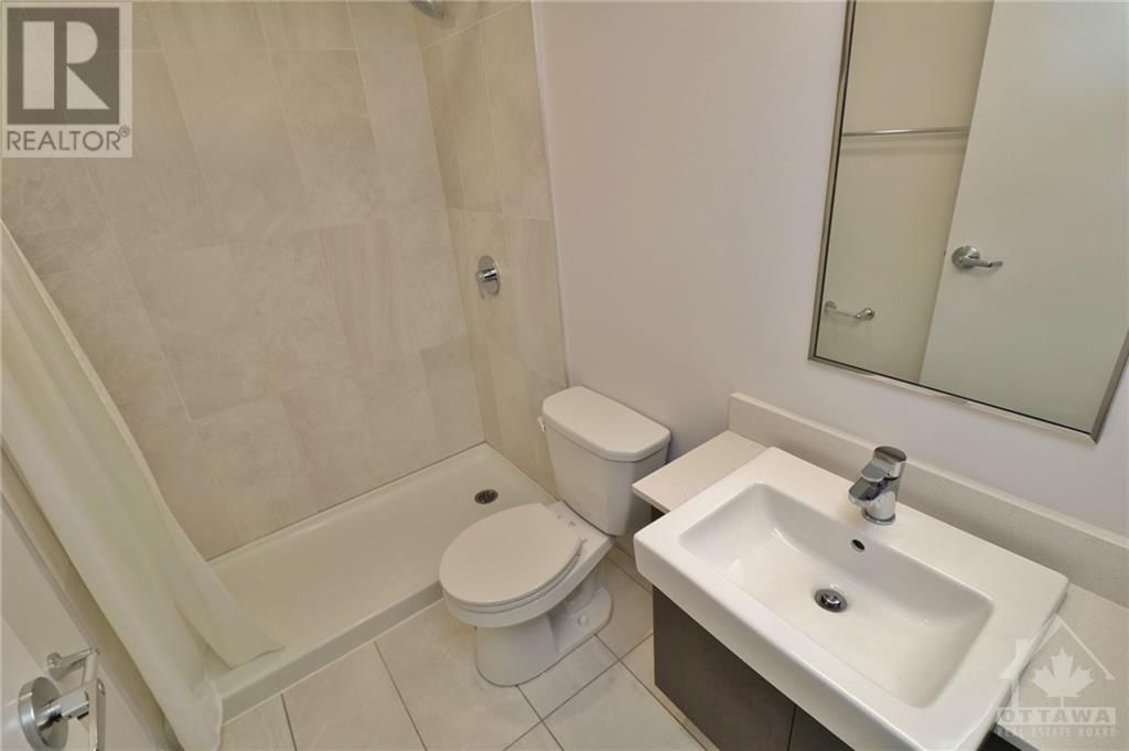 105 CHAMPAGNE AVENUE UNIT#1507 Image 14