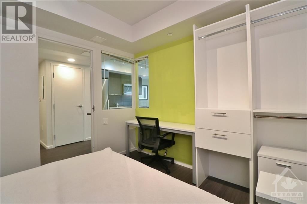 105 CHAMPAGNE AVENUE UNIT#1507 Image 16