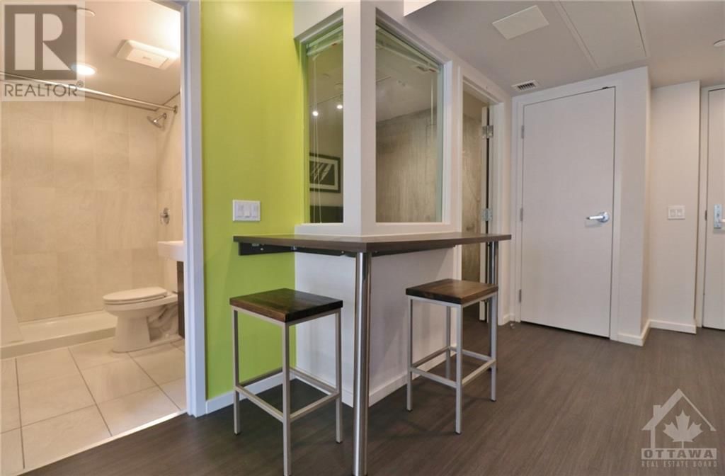 105 CHAMPAGNE AVENUE UNIT#1507 Image 5