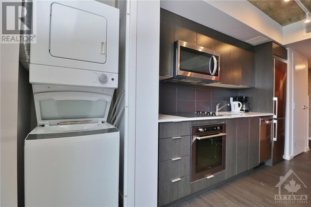 105 CHAMPAGNE AVENUE UNIT#1603 Image 14