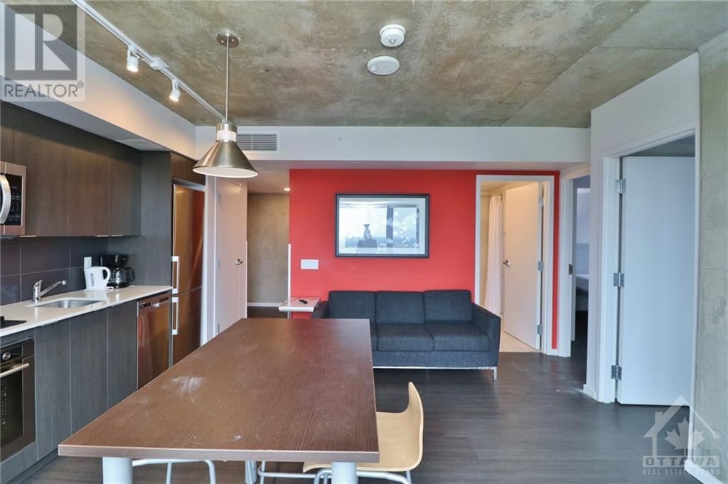 105 CHAMPAGNE AVENUE UNIT#1603 Image 5