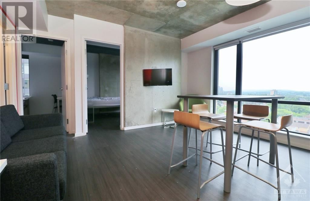 105 CHAMPAGNE AVENUE UNIT#1603 Image 8