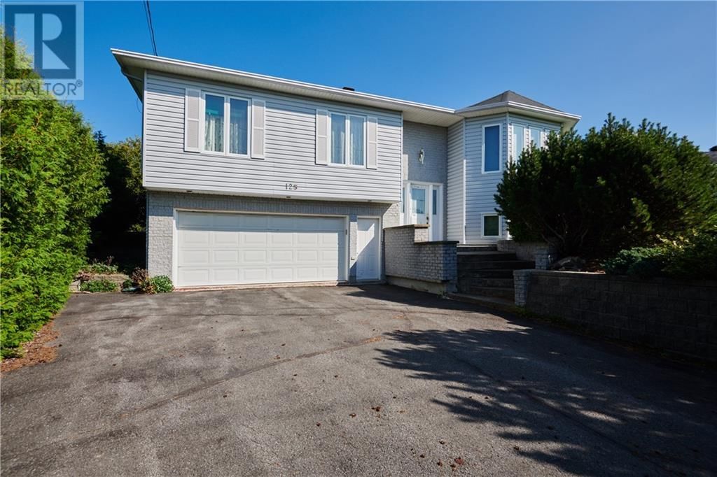 125 TROTTIER CRESCENT Image 3