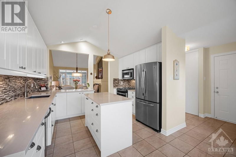 331 NESTLETON Street  Ottawa, K4A0A6 | Image 17