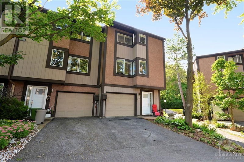 27 REANEY Court  Ottawa, K2K1W7 | Image 1