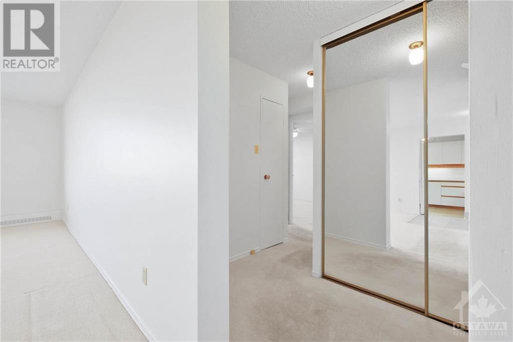 665 BATHGATE DRIVE UNIT#1401 Image 13