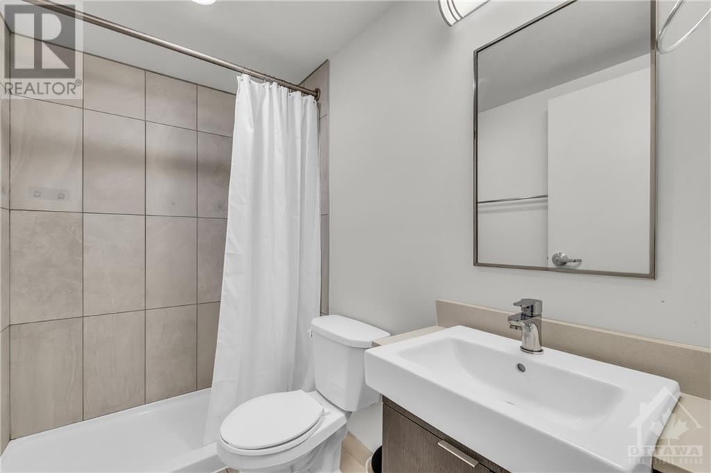 105 CHAMPAGNE AVENUE UNIT#609 Image 24