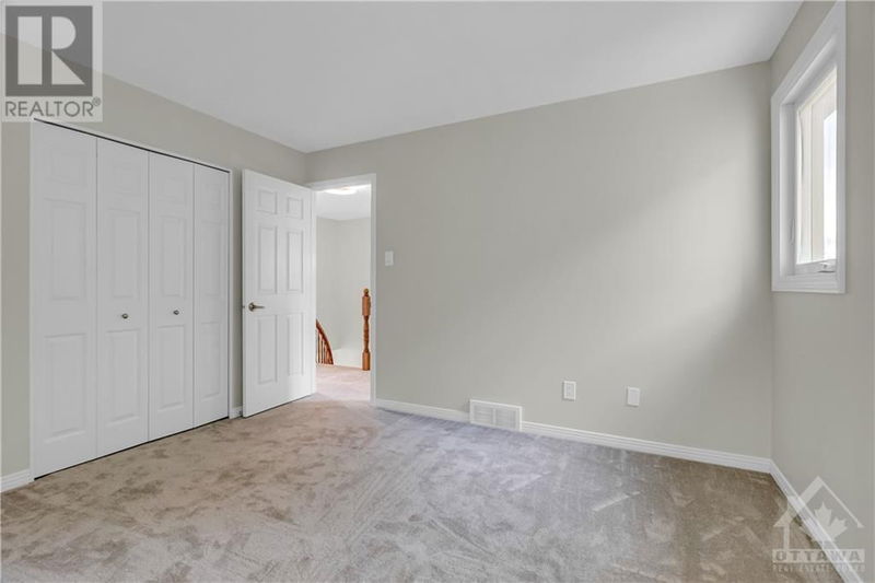 2177 LENESTER Avenue  Ottawa, K2A4A9 | Image 21