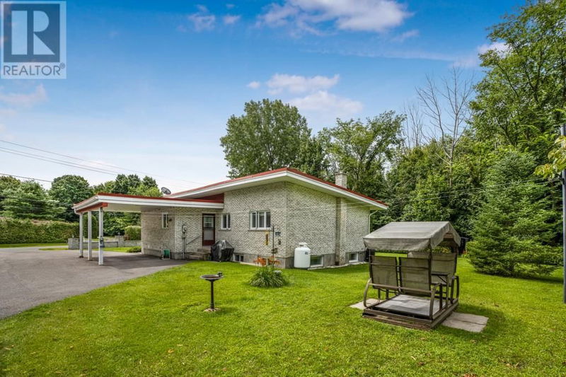 2897 FRONT Road  Hawkesbury, K6A2R2 | Image 3