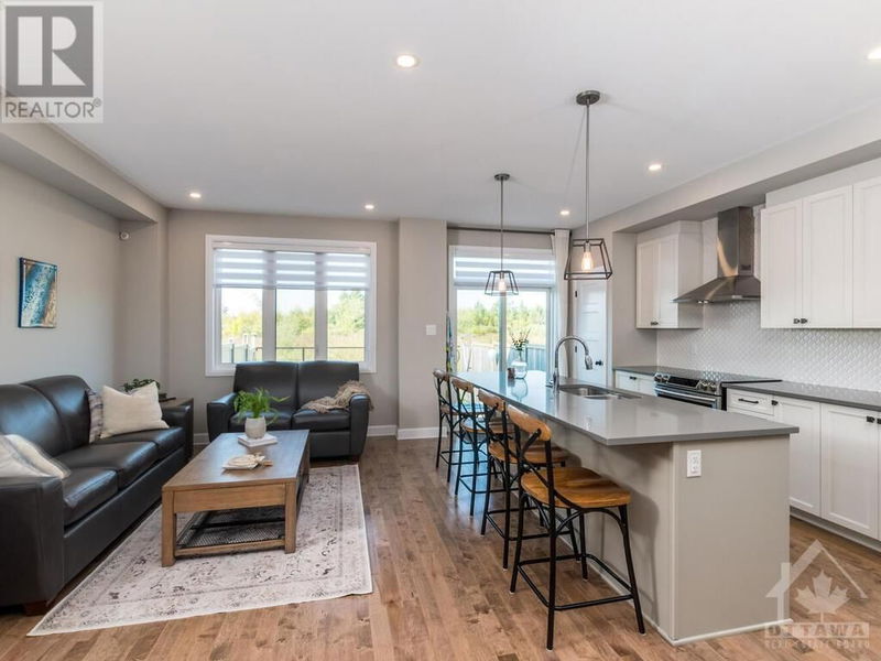 227 MOUNTAIN SORREL Way  Ottawa, K4A1H3 | Image 3