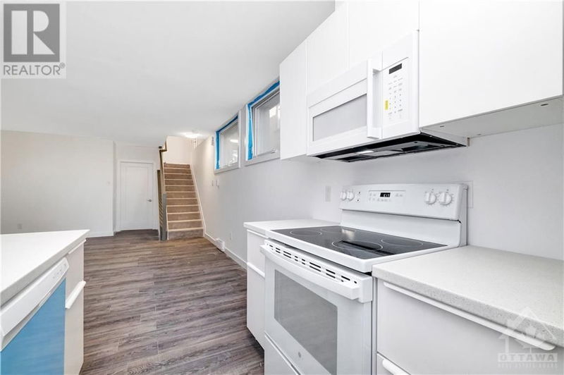 815 NORTON Avenue  Ottawa, K2B5P5 | Image 22