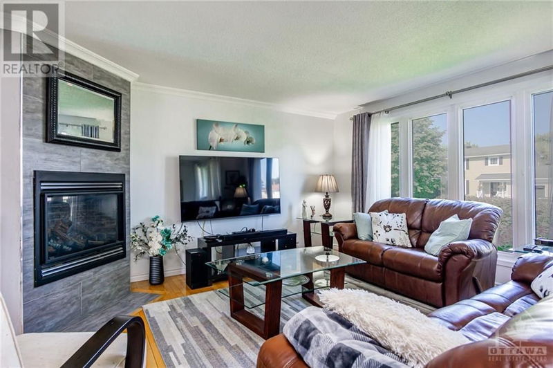 455 PHOENIX Crescent  Orleans, K1E2G2 | Image 5