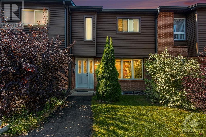 3132 STOCKTON Drive  Ottawa, K1T1S3 | Image 2