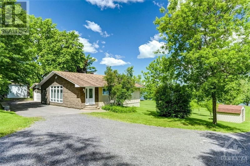 2577 HIGHWAY 174 Road  Ottawa, K4C1E5 | Image 2