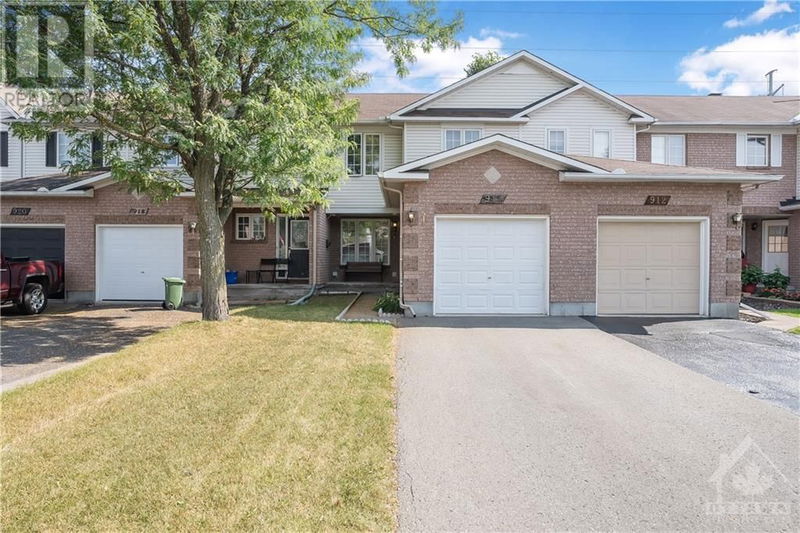 914 PARADISE Crescent  Ottawa, K4A3S6 | Image 1