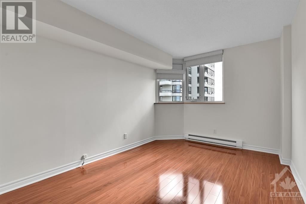 1500 RIVERSIDE DRIVE UNIT#PH2406 Image 20