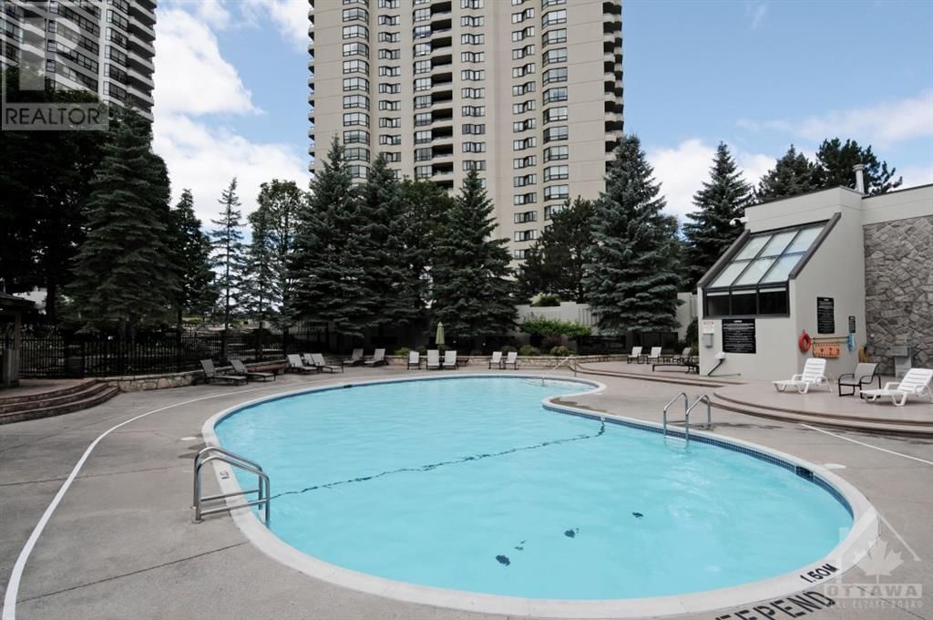 1500 RIVERSIDE DRIVE UNIT#PH2406 Image 28