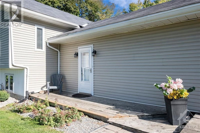 2698 ROGER STEVENS Drive  Ottawa, K0A2T0 | Image 3