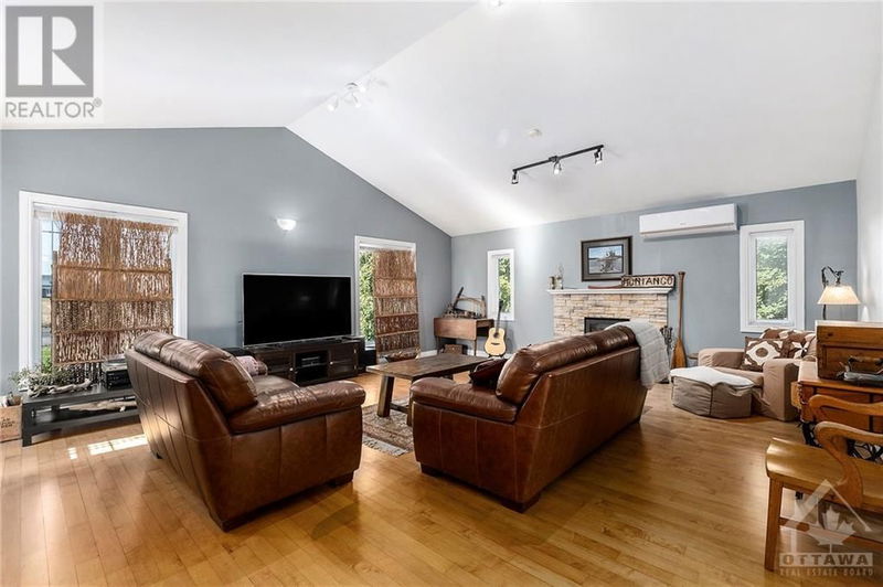 2698 ROGER STEVENS Drive  Ottawa, K0A2T0 | Image 5