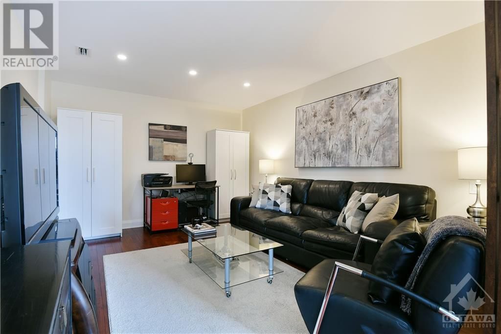 111 CHAMPAGNE AVENUE UNIT#207 Image 22