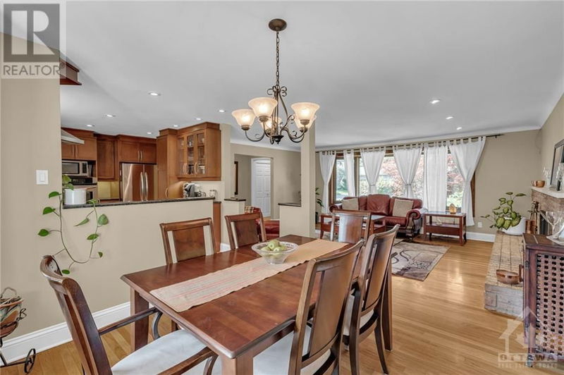 2055 THORNE Avenue  Ottawa, K1H5X4 | Image 10