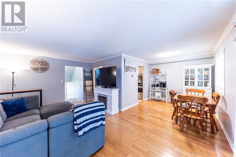 327 AIRTH Boulevard  Renfrew, K7V4B6 | Image 10