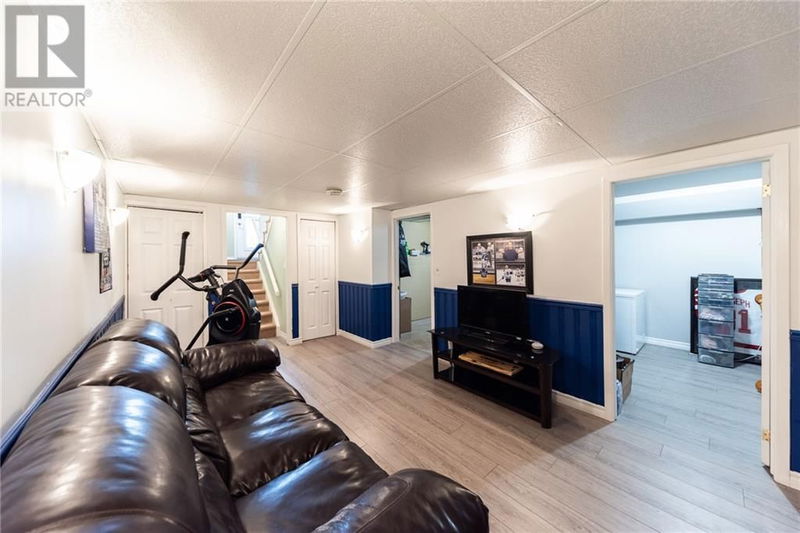 327 AIRTH Boulevard  Renfrew, K7V4B6 | Image 29