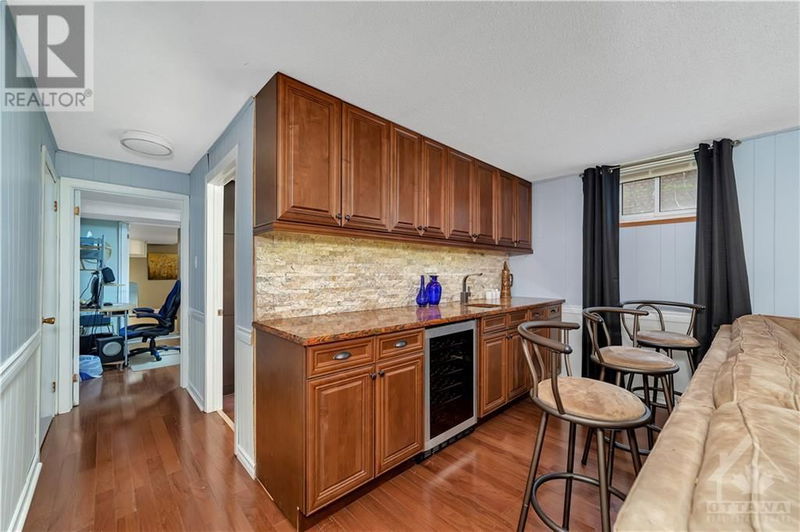 882 TROJAN Avenue  Ottawa, K1K2R2 | Image 23