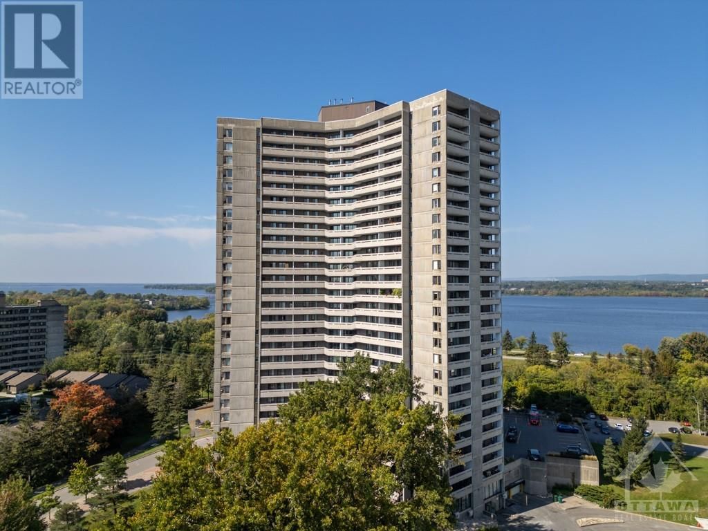 1081 AMBLESIDE DRIVE UNIT#1707 Image 1