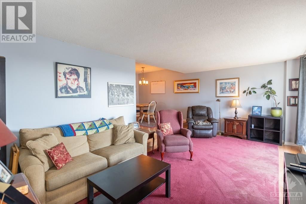 1081 AMBLESIDE DRIVE UNIT#1707 Image 12