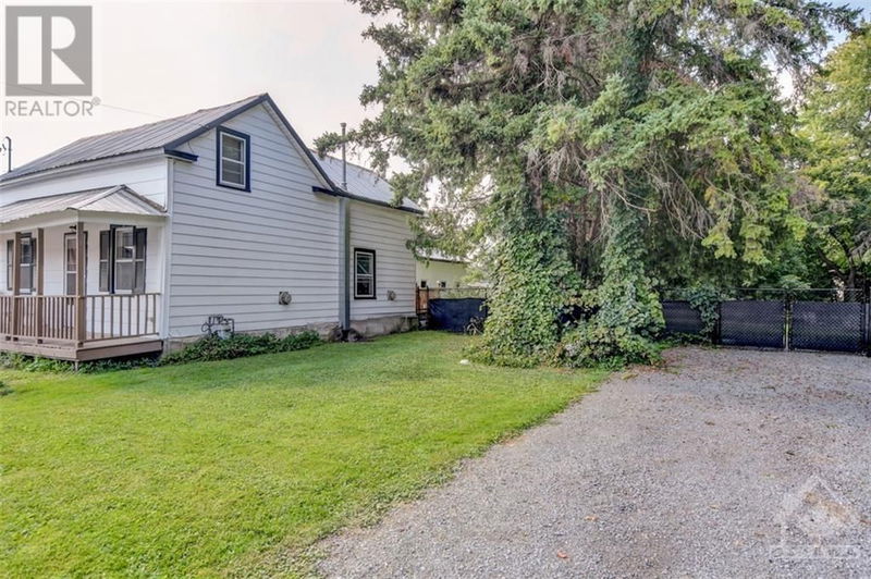 250 HARRINGTON Street  Arnprior, K7S2T9 | Image 1