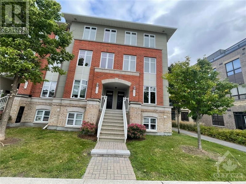 750 CHAPMAN MILLS Drive  Ottawa, K2J3V2 | Image 1